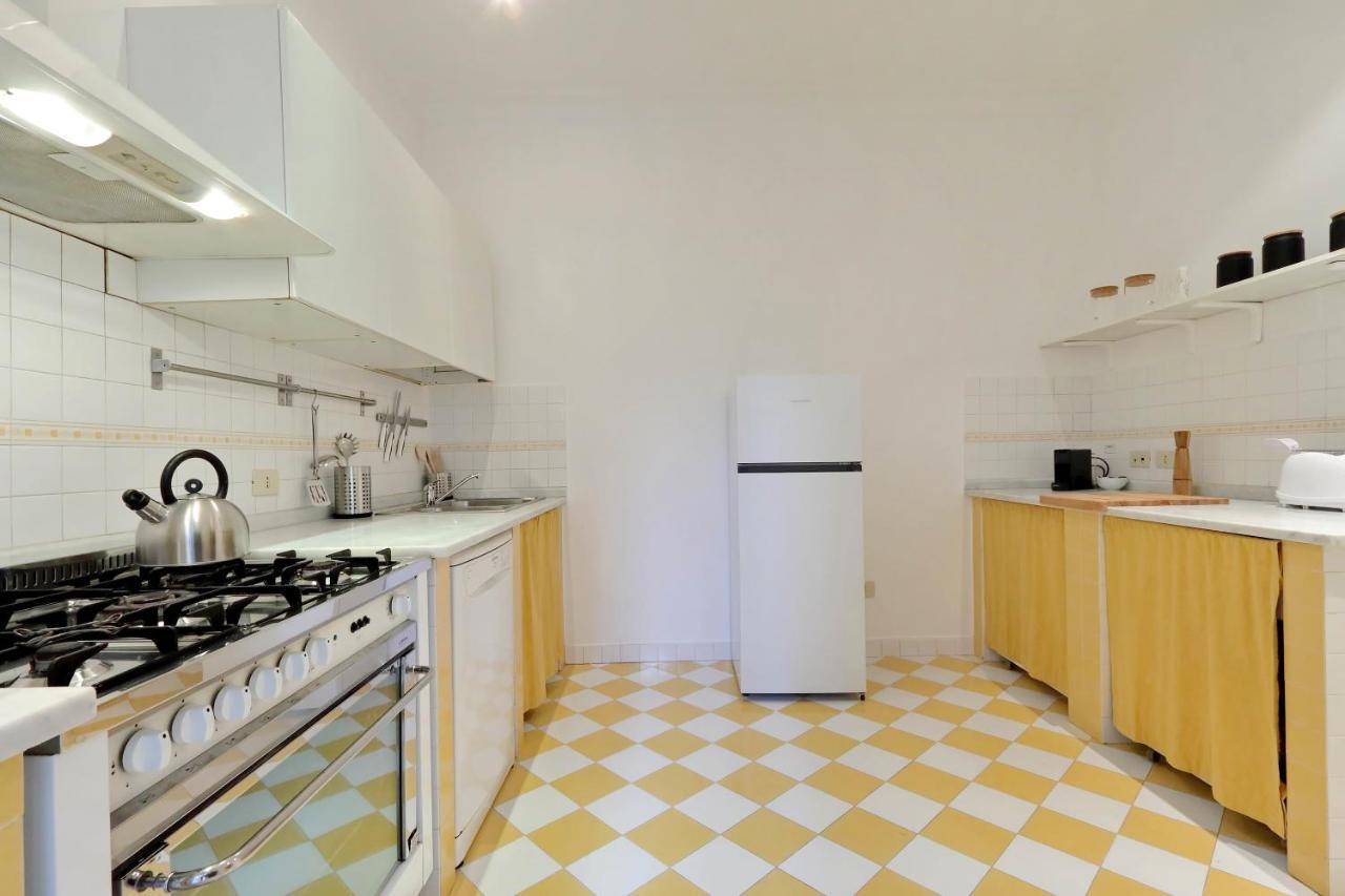 Campo Dei Fiori 3-Bed Apartment Hi Standing * Rom